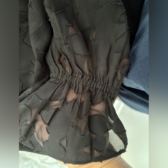 Tommy Hilfiger Shift Dress with Floral Detail Long Sleeve Size 4 - Picture 7 of 8